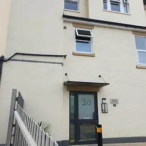Apartment Close To And Town Square Bournemouth